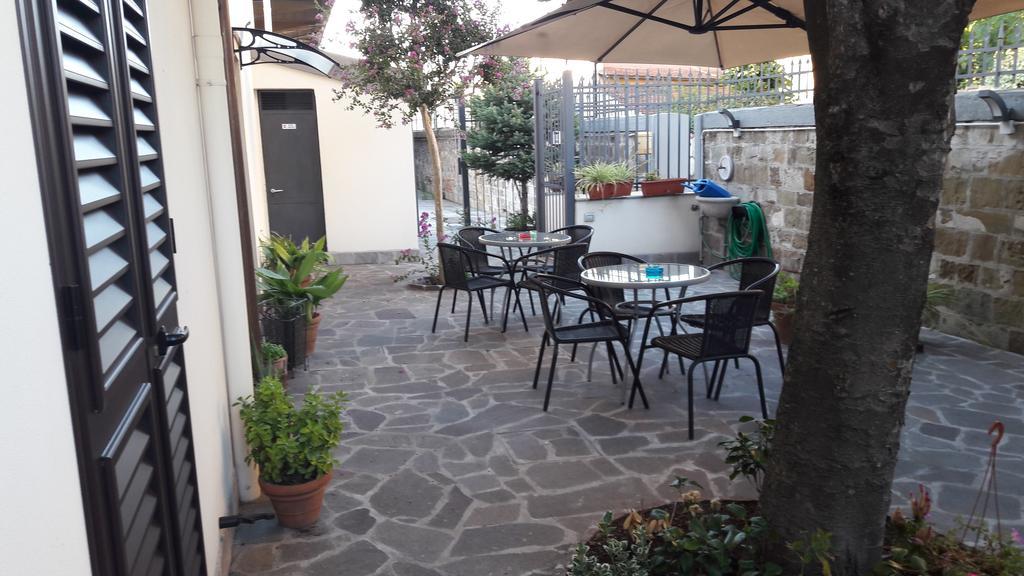 Florence Stadium B&B Екстериор снимка